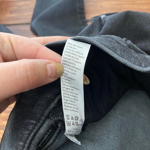 Spanx Women's Vintage Distressed Ankle Skinny Jeans Black Pull On Size Medium - Picture 10 of 16